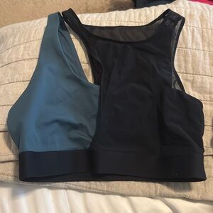 Le Ore sports bra